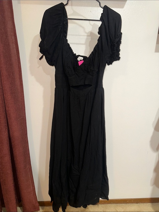 Billy J Dresses & Skirts - Black Puff-Sleeve Midi Dress - Unbranded